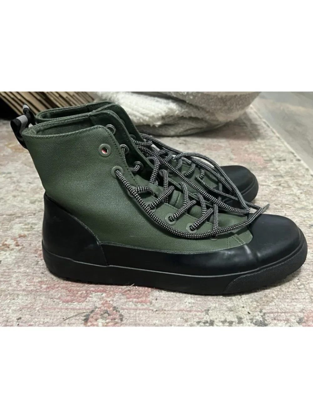 Hunter x Target Green Canvas/ Black Rubber Ankle Rain Boots Men 7.5 Women 9.5